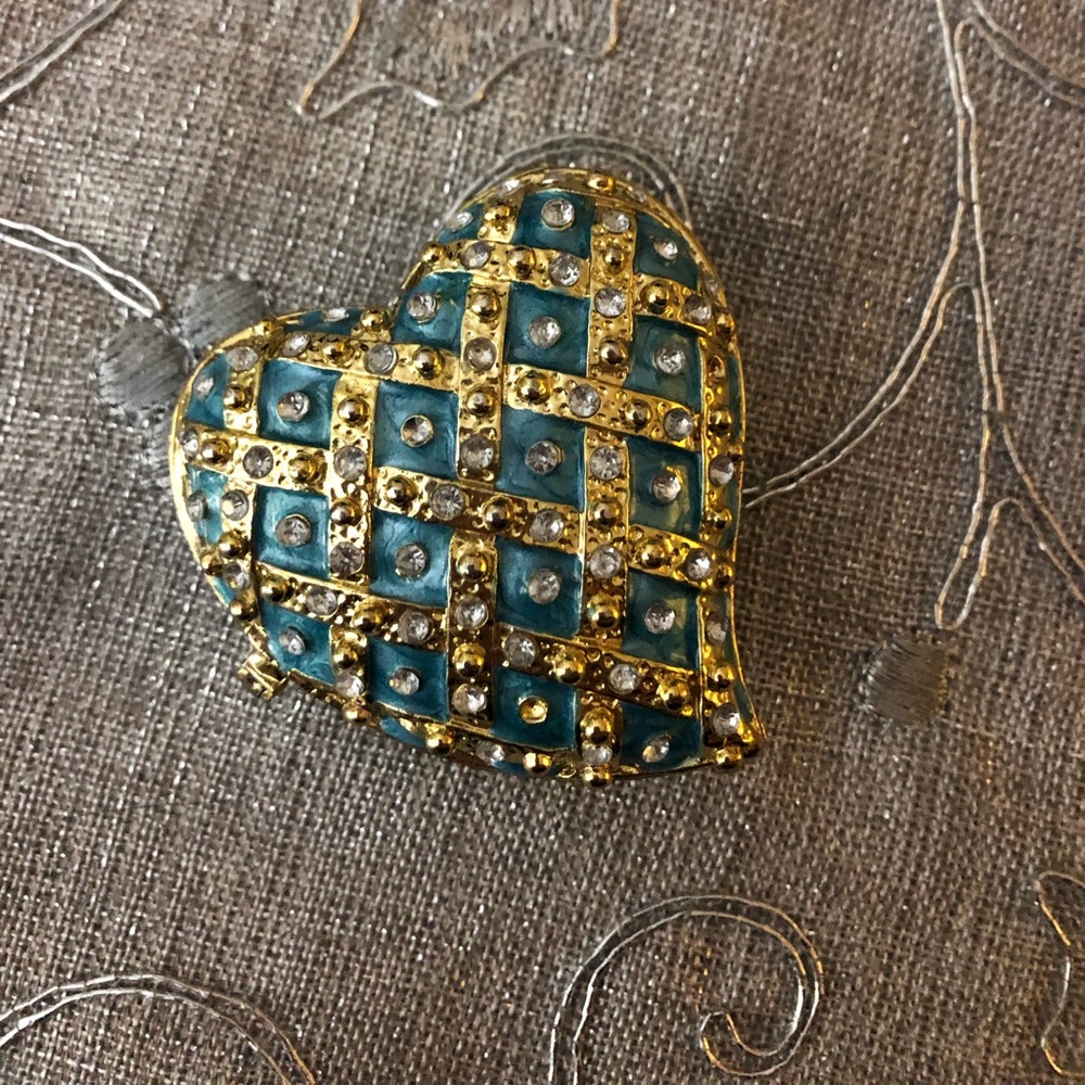 Turquoise and gold jewelry locket